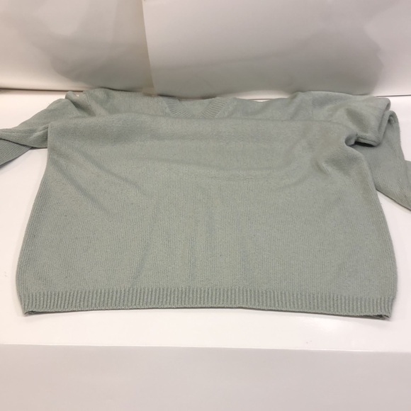 Richards & Jones Lightweight Sweater: Gray - Picture 6 of 8